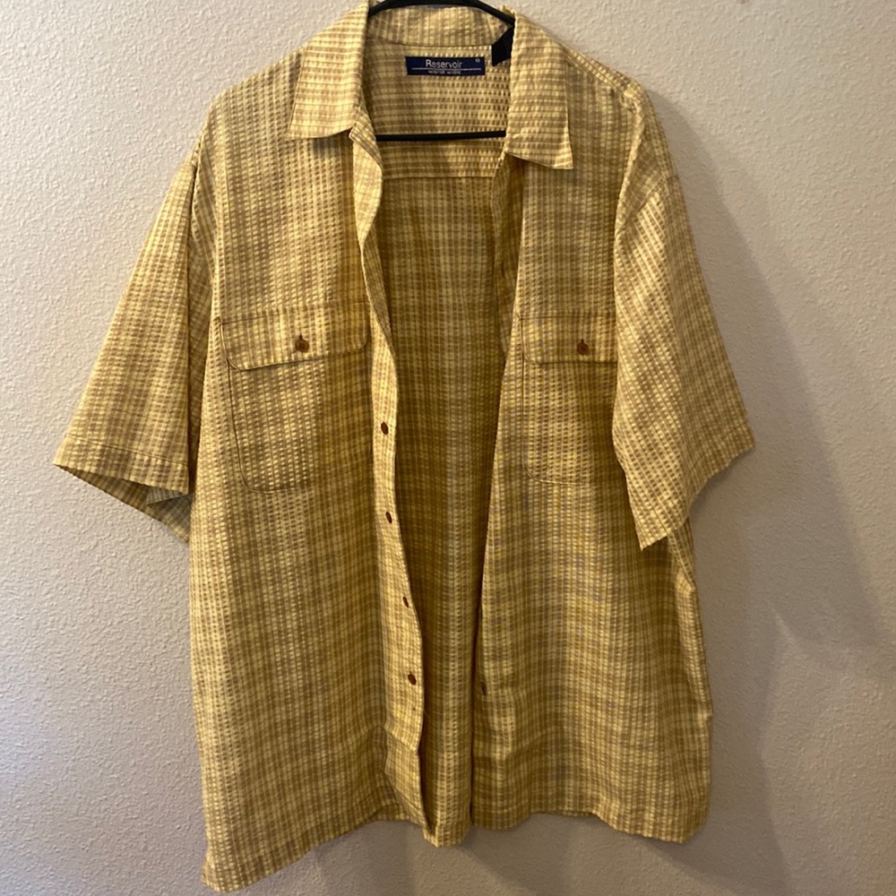 Reservoir world wide button down shirt size large